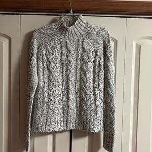 Ladies Jennifer Lopez sweater